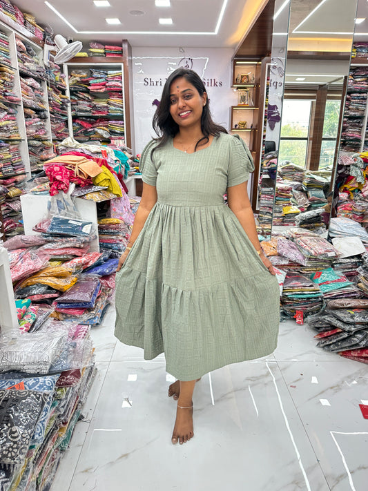 Square Pastel Olive Cotton Puff Midi dress
