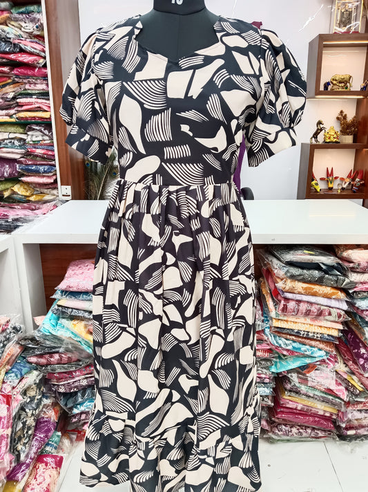 Trendy Budget Gown Black - ABG02