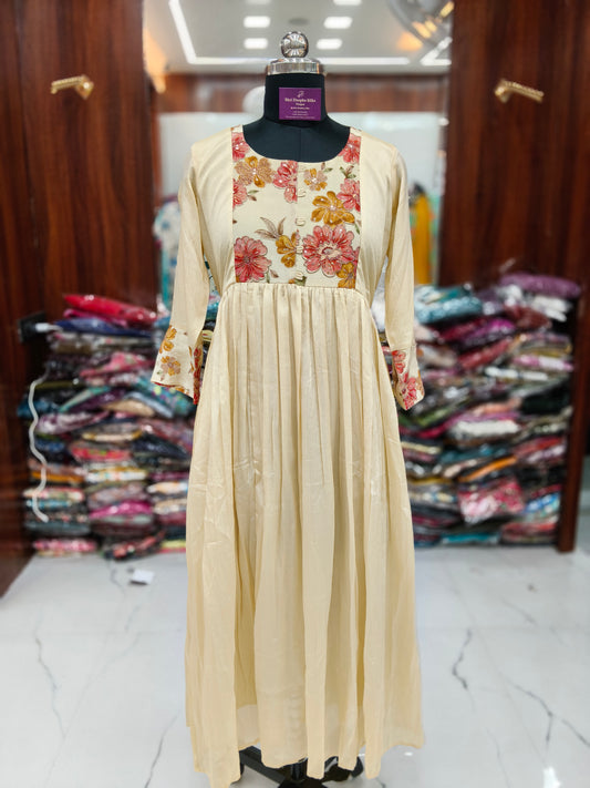 Pure Cream Chinon Silk Acrylic Maxi - AM03