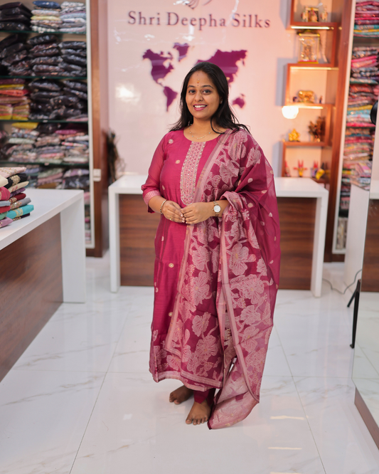 Traditional Pattu Style Weaving Silk 3 Pcs Salwar Set - VNSS12