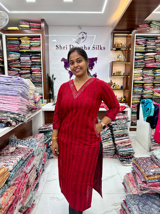 Spun Cotton Mirror work Kurthi with pocket