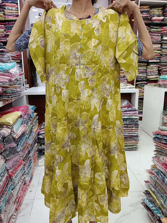 Aline Kalli Kurti