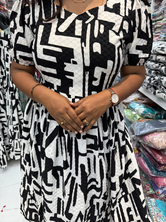 Bubble Midi black and white