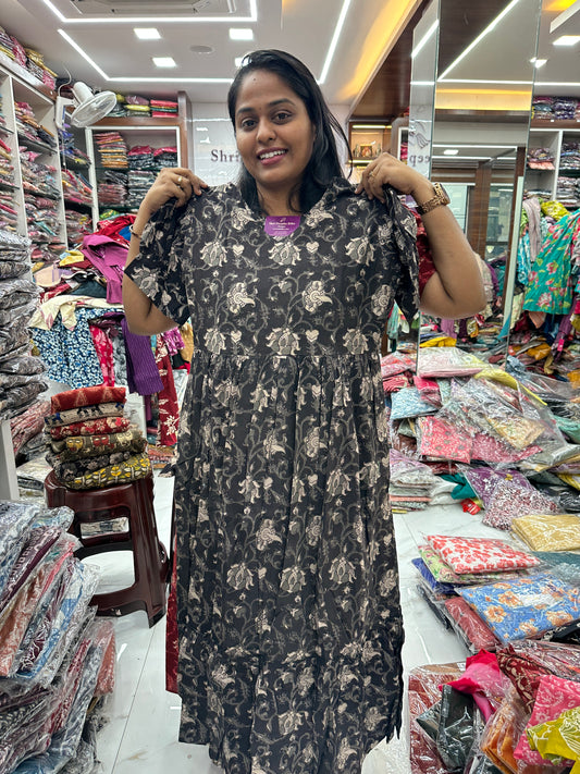Kalamkari Cotton Puff Midi Black lotus