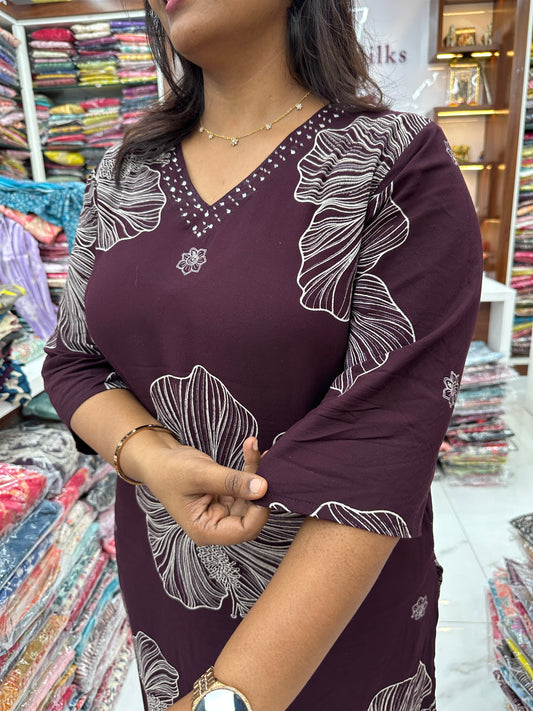 Co ord Set Wine - Plain V Neck