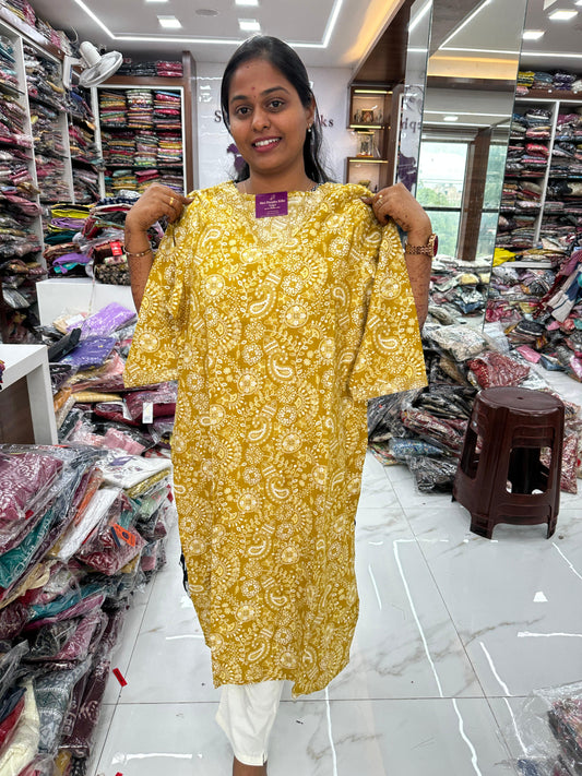 Budget Kurti - SOKT13