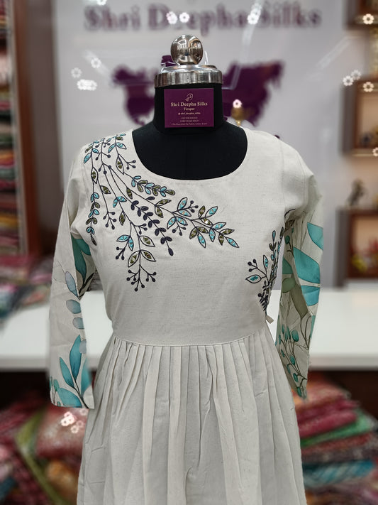 Snow White Gown  - UB04