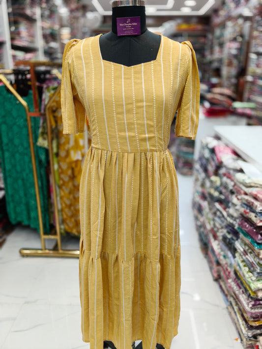 Plain Yellow Line Midi - PNMD01