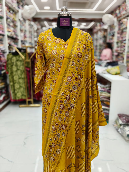 Casual Wear Spun Cotton 3 Pcs Salwar Set - CWSS27