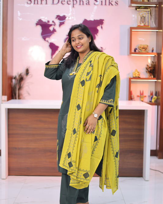 Noor Olive Grace Cotton 3 Pcs Salwar Set - PCSS25