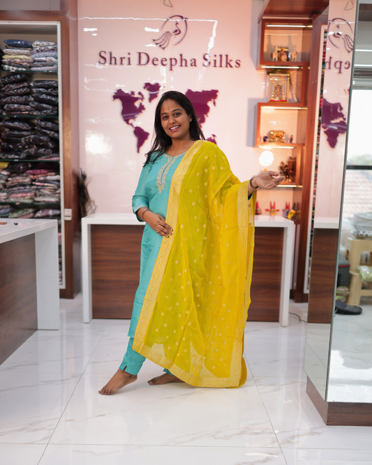 Premium Banarasi Silk 3 Pcs Salwar Set - VNSS02