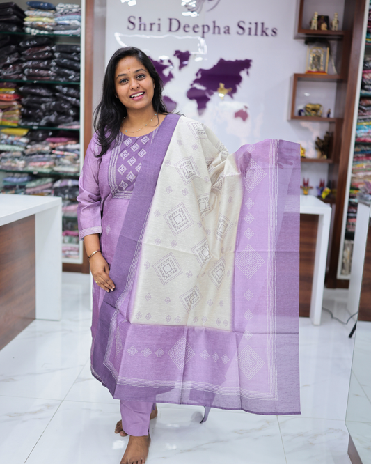 Premium Banarasi Silk 3 Pcs Salwar Set - VNSS09