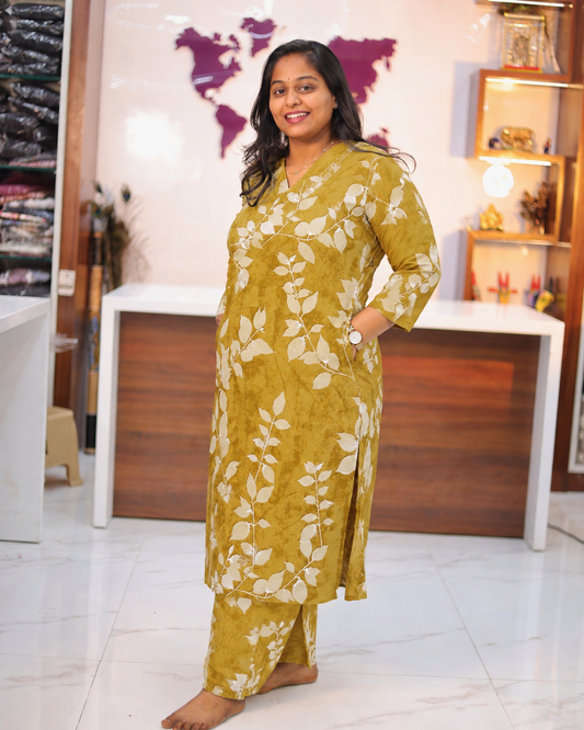 Spun Cotton V Neck Golden Leaf Co Ord Set - SCCS02